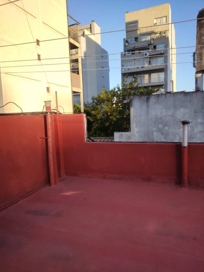Palermo Departamento tipo ph 3 ambientes  con balcon corrido al contrafrente bajas expensas
