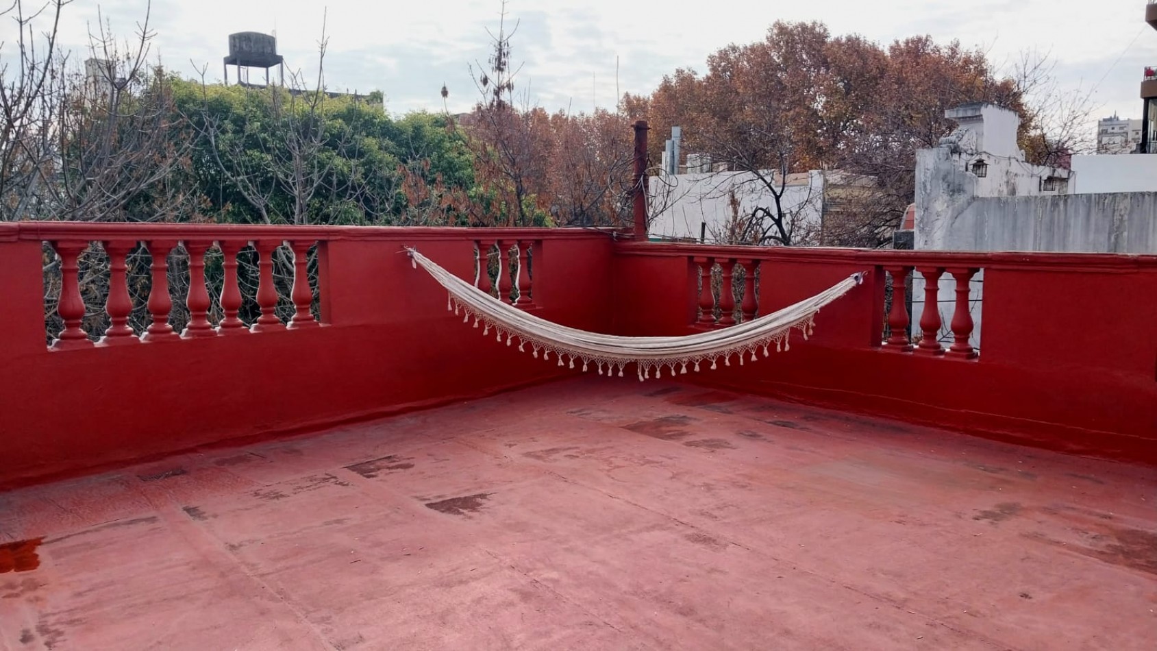 Ph de 6 ambientes con terraza s/expensas 